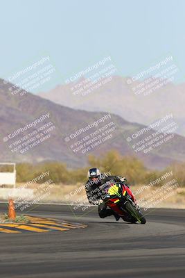 media/Feb-04-2023-SoCal Trackdays (Sat) [[8a776bf2c3]]/Turn 14 (115pm)/